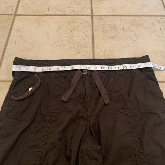 💜 Jules + James Dark Brown Cargo Capri Pants Drawstring Hem Size L - Picture 2 of 6